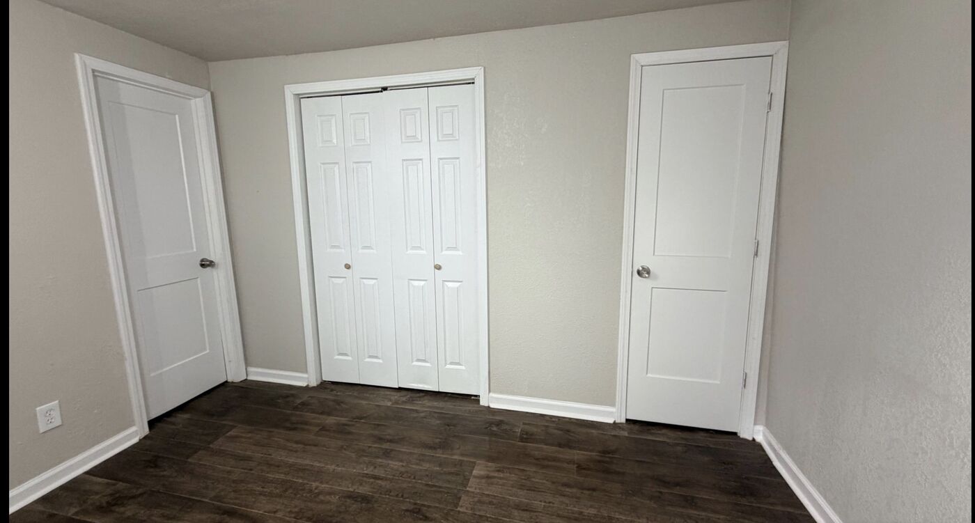 1-bedroom apartment bedroom closets